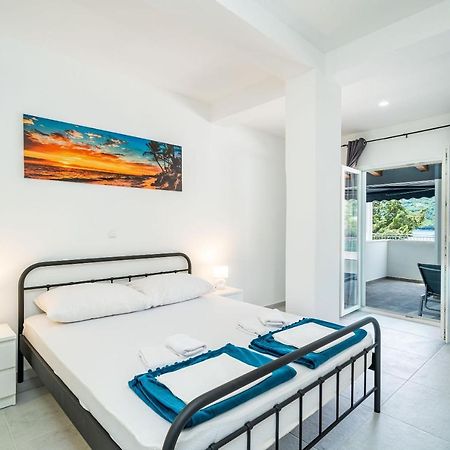 Hidden Gem Apartment Molunat Bagian luar foto