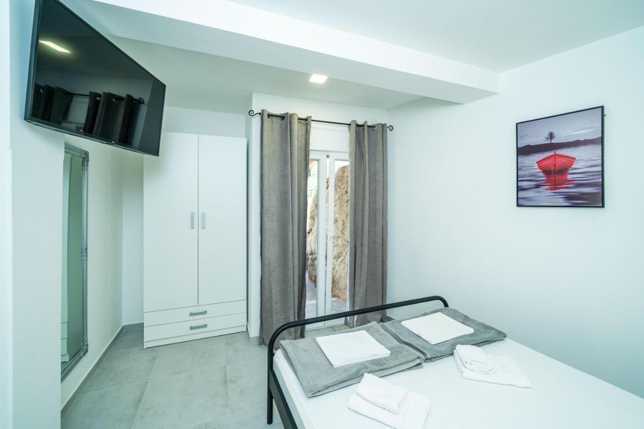 Hidden Gem Apartment Molunat Bagian luar foto