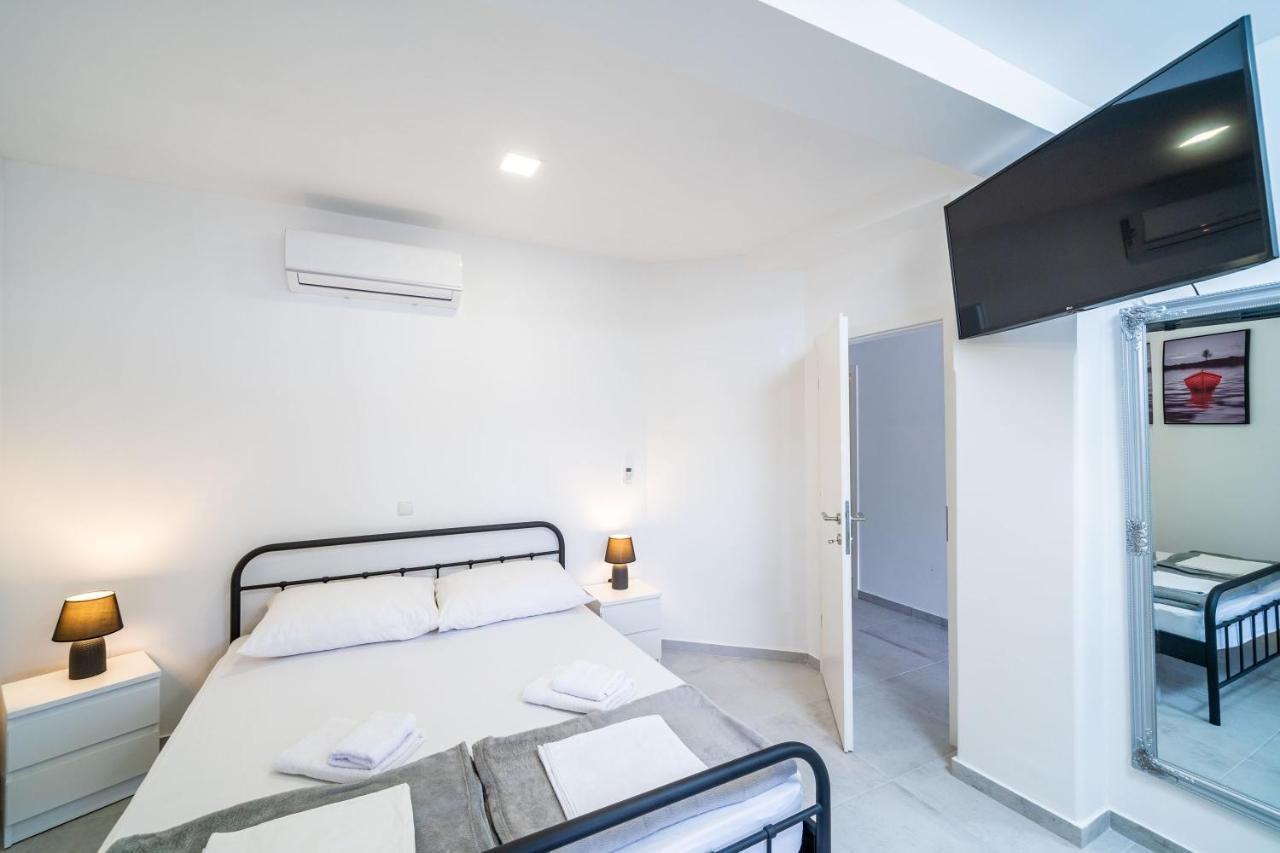 Hidden Gem Apartment Molunat Bagian luar foto