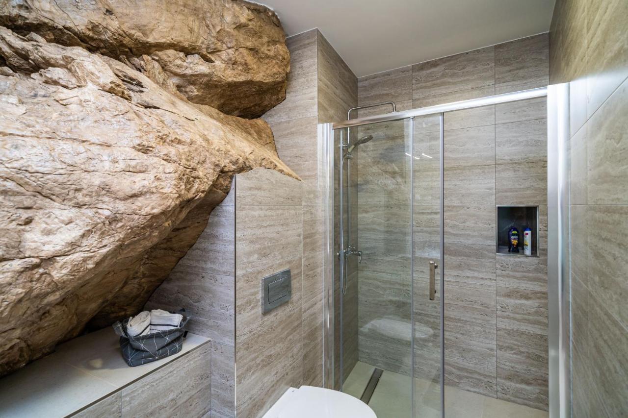 Hidden Gem Apartment Molunat Bagian luar foto