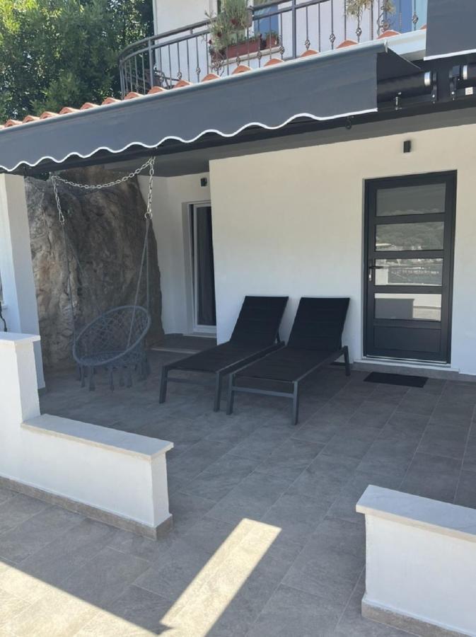 Hidden Gem Apartment Molunat Bagian luar foto